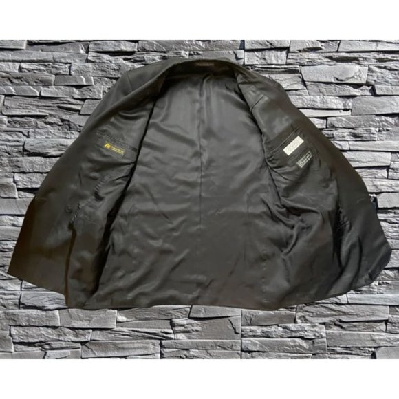 Men's Gianfranco Ruffini Black Suit Jacket Size 42, Worn Once - Picture 3 of 13